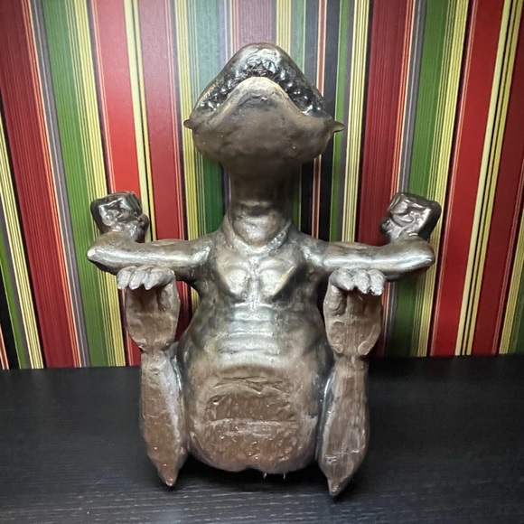 Haunted Mansion Decor Gargoyle Large 10" Tall Giant - Picture 9 of 10